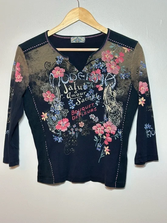 Vanilla Sugar Vintage Y2K Black 3/4 Long Sleeve Top pink black gem detail size M - Picture 1 of 7
